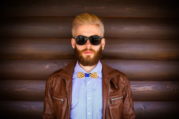 Hombre hipster guapo — Foto de Stock