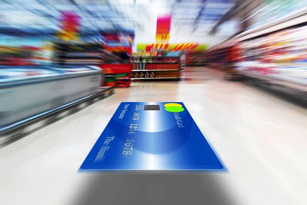 Cartão de crédito voador, conceito de compras, espaço de cópia — Fotografia de Stock