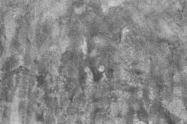 yüzeyi eski beton yıpranmış.