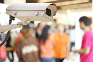 CCTV Kamera kayıtta insanların alışveriş arka plan bulanıklık 