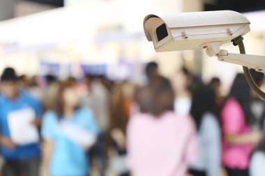 CCTV Kamera kayıtta insanların alışveriş arka plan bulanıklık 