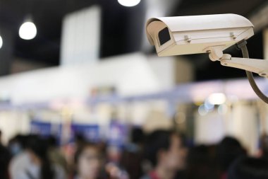 CCTV Kamera kayıtta insanların alışveriş arka plan bulanıklık 