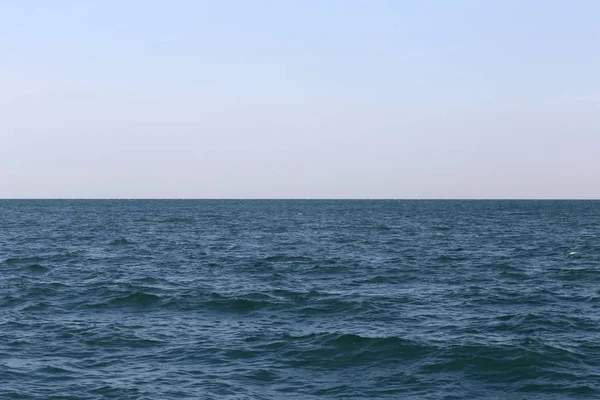 Zee Golf Blauwe Hemelachtergrond Tropische Oceaan Zomer — Stockfoto