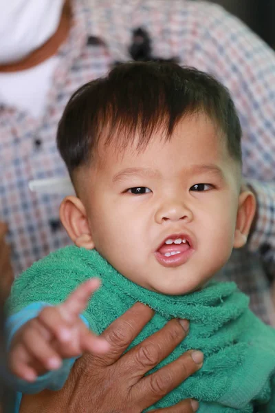 Asijské Děti Chlapce Účes Pojetí Krásy Módy Dobrého Zdraví Dětství — Stock fotografie