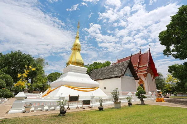 Phra że Kham Kaen jest historia buddyzmu w Kho Thai pagoda — Zdjęcie stockowe