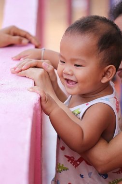 Yüz bir 1 yaşında Asyalı çocuk çocuk, sağlık ve büyüme kavramı.