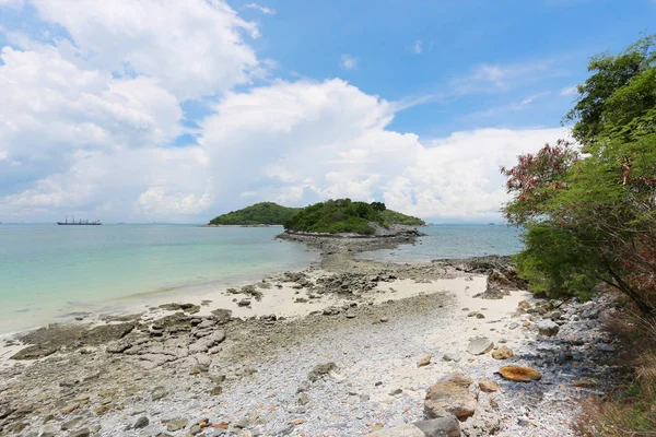 Zona costera de Koh Sichang en la provincia de Chonburi, hermoso mar v —  Fotos de Stock