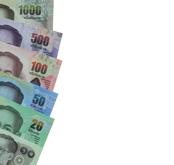 Billets de banque de Thaïlande empilés isolés sur fond blanc et h — Photo