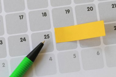 Kalem noktaları takvim 25 sayısı için yeşil ve bl var