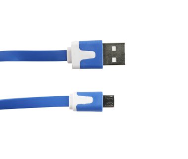 Beyaz arka plan üzerinde izole mobil şarj cihazı için mavi kablo.