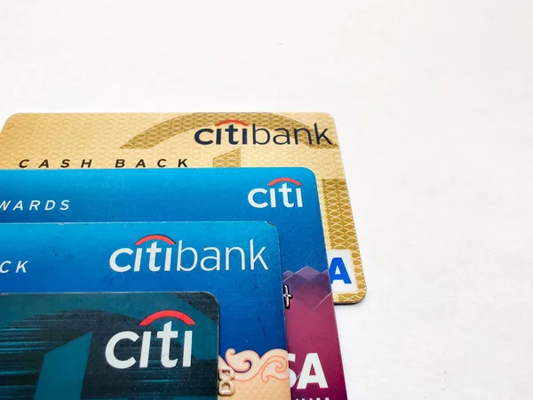 Nowy Jork Usa 2020 Wielokrotna Premia Citibank Karty Kredytowe Debetowe — Zdjęcie stockowe