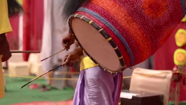 Shot Dhak Dhol Special Drum Being Played Durga Puja Também — Vídeo de Stock