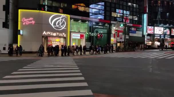Masked People Waiting Shibuya Scramble Cross Evening — Stockvideo