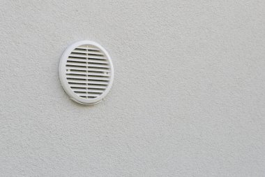 Evdeki havalandırma deliği..