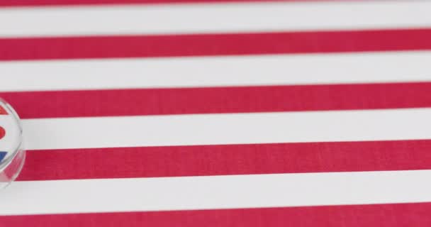 Bugün Amerikan bayrağında 4k çözünürlüklü "Bugün" düğmesine oy verdim. ABD seçim kavramı — Stok video