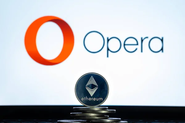 Logo Opera con moneda Ethereum — Foto de Stock