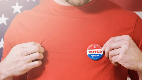 Präsidentenwahl-Knopf an einem Mann — Stockfoto
