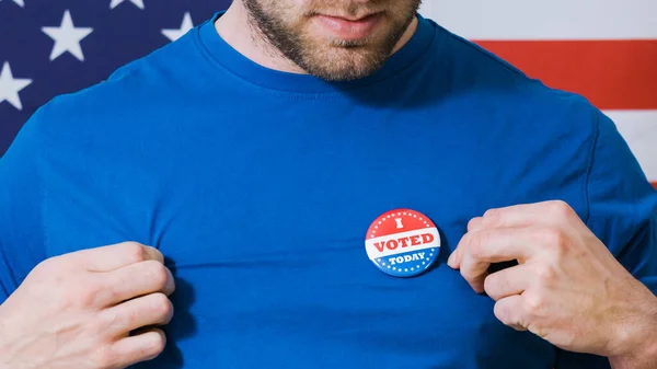 Presidential election button on a man — Stock Photo, Image