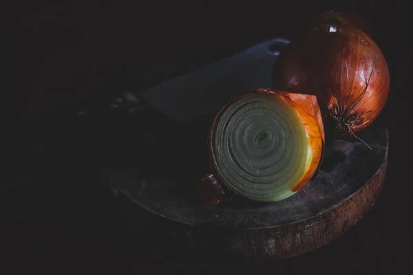 Zwiebelzwiebeln Wenig Licht Dunkel Und Launisch Thema Gedreht Konzept Der — Stockfoto