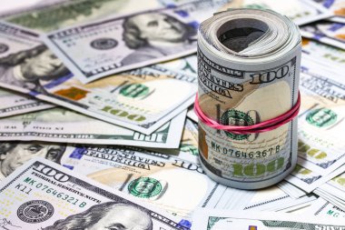 Amerikan doları kapanıyor.