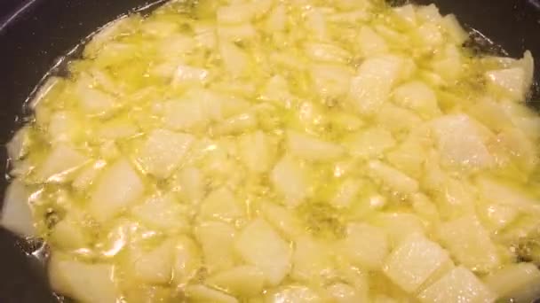 Нарізана Картопля Смажити Оливковій Олії Здоровий Інгредієнт Кулінарних Рецептів — стокове відео