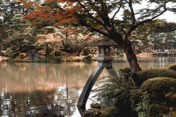 Mais Belo Jardim Japonês Com Lanterna Pedra Kenrokuen Kanazawa — Fotografia de Stock
