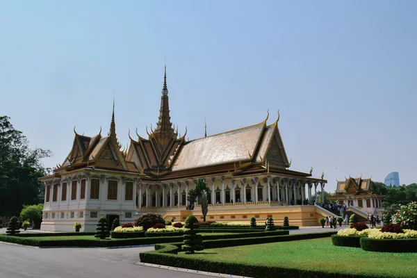 Beautiful Main Golden Temple Phnom Penh Royal Palace Cambodia — Stock Photo, Image