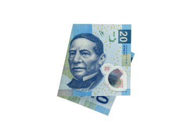 Tek bir orta kıvrılmış 20 Meksika pezosu, izole edilmiş ve beyaz arka planda