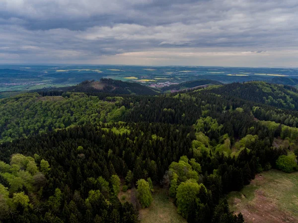 Passeio Primavera Dia Ensolarado Torno Inselsberg Turíngia Alemanha — Fotografia de Stock