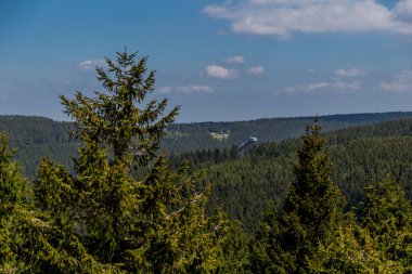 Thringer Wald / Almanya 'da Thringer Ormanı boyunca farklı yerlerde yürüyüş yapmak