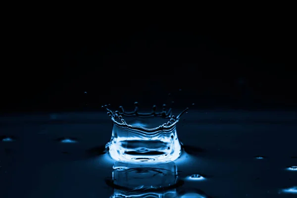 Wasser spritzt im Hintergrund — Stockfoto