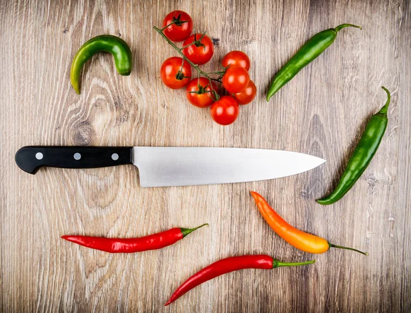 Raw vegetables on wooden background — Stock Photo, Image