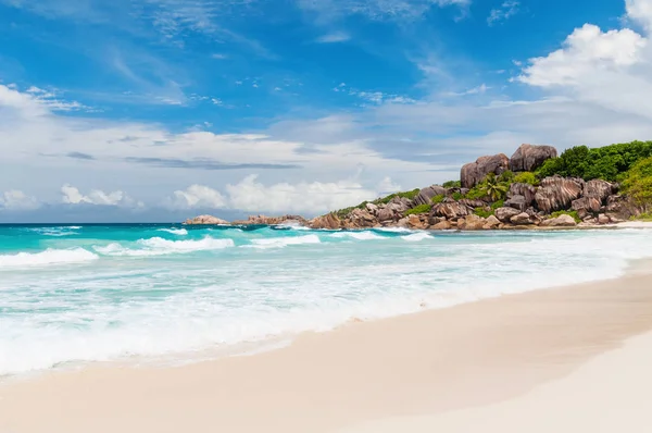 Foto eines tropischen Strandes. die seychellen — Stockfoto