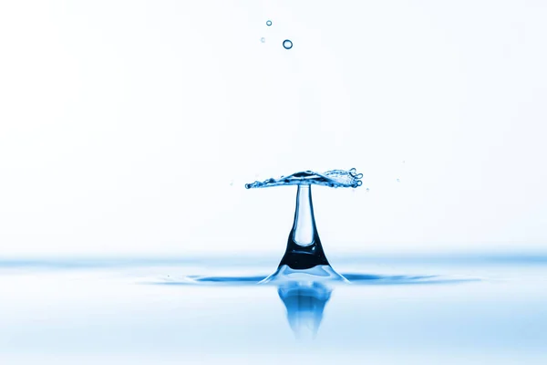 Foto Spruzzi Acqua Increspature Sfondo — Foto Stock