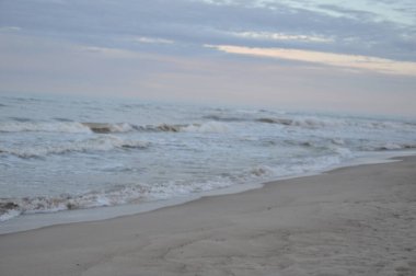 Karadeniz dalgaları. Fırtınalı gün. Beach