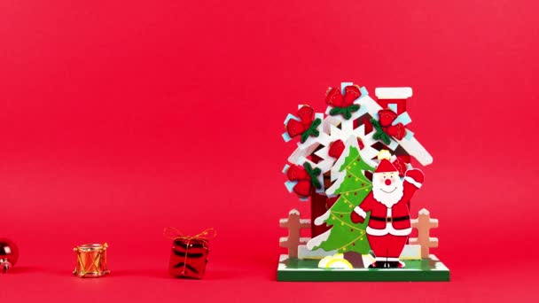 Stop Motion Animation New Year Balls Gift Bis Wooden Santa — стоковое видео