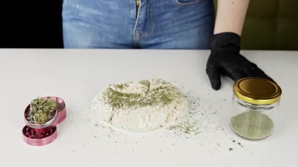 Preparazione Cucinare Torta Canapa Pane Primo Piano Pasta Fresca Con — Video Stock