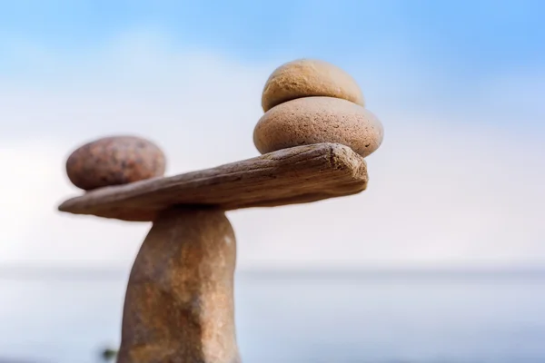 Equilibré de pierres — Photo