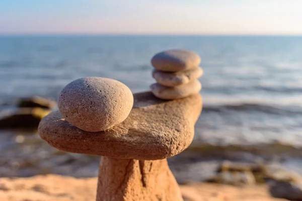 Pietre sulla costa — Foto Stock