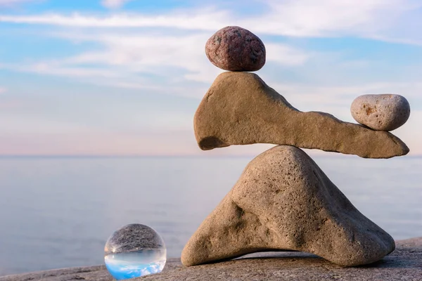 Kő kiegyensúlyozó — Stock Fotó