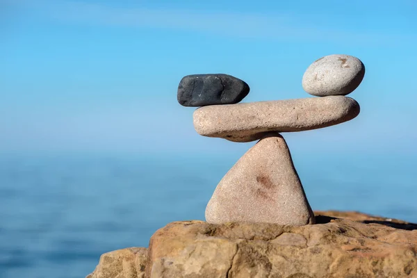 Kameny v symetrickou rovnováhu — Stock fotografie