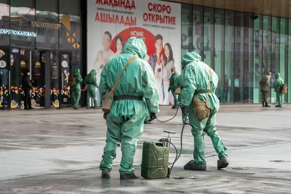 2019 Coronavirus hastalığına karşı önlem olarak halka açık bir yerde dezenfeksiyon, COVID-19