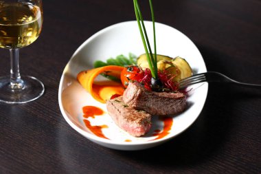 Lokantada lezzetli yemekler.