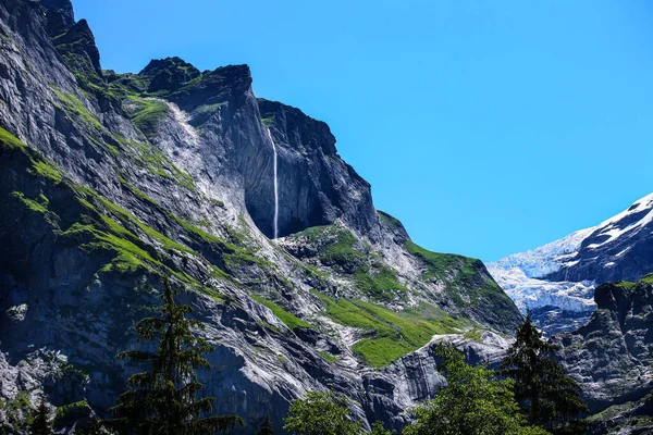Berg runt grindelwald i Schweiz — Stockfoto