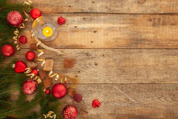 Jul bakgrund med trä bakgrund, pin, jul bollar, platt Design — Stockfoto