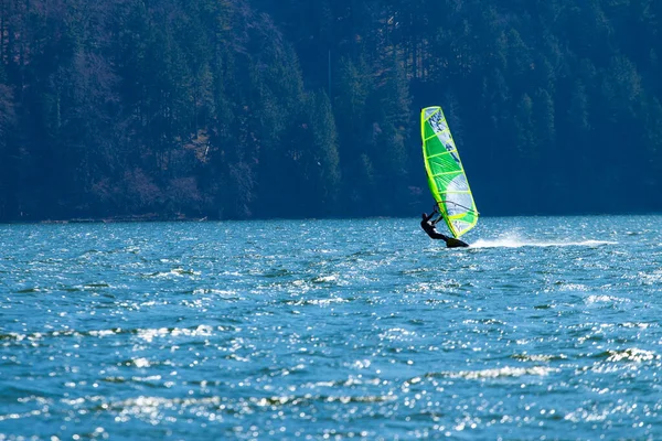 Lifestyle Windsurfer Lake Alpnach Switzerland Windy Spring Day — Stock Photo, Image