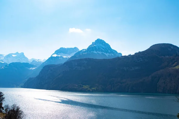 Malebná Krajina Jezerem Horami Švýcarském Bunnenu Jezero Luzern — Stock fotografie