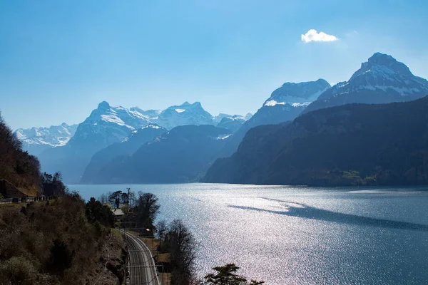 Paisaje Escénico Con Lago Montañas Bunnen Suiza Lago Luzern —  Fotos de Stock