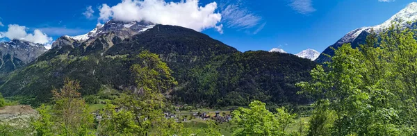 Panorama Cantón Uri Suiza Con Alpes Suizos Cielo Nublado — Foto de Stock