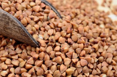 tablo üzerinde kahverengi buğday